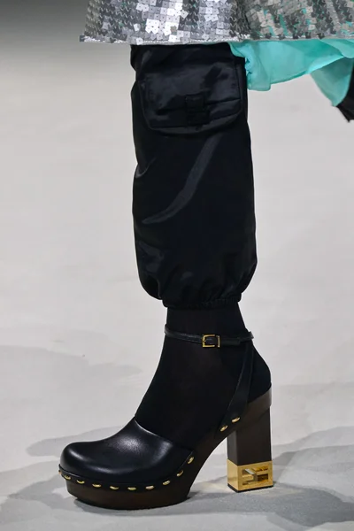 Look 106